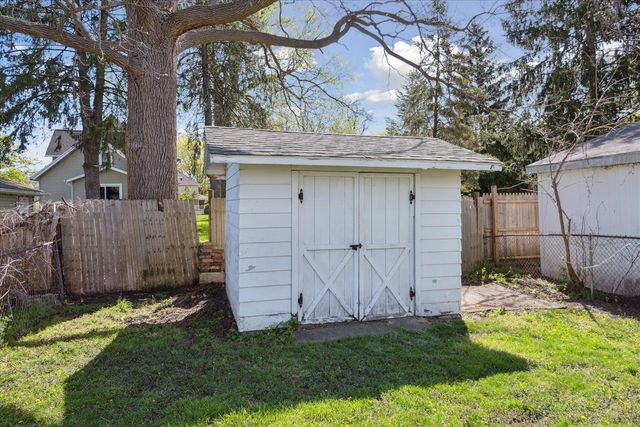 619 N State Street, Jackson, MI 49202