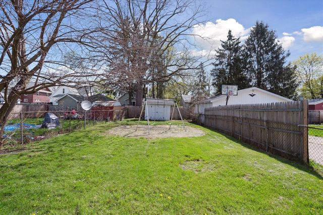 619 N State Street, Jackson, MI 49202