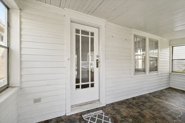 619 N State Street, Jackson, MI 49202