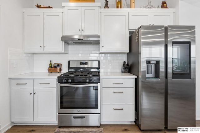10218 Superior Drive, Papillion, NE 68046
