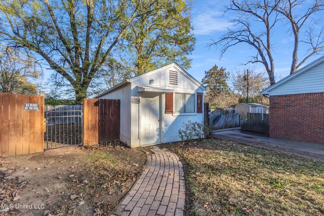 8524 Farmington Cove, Southaven, MS 38671