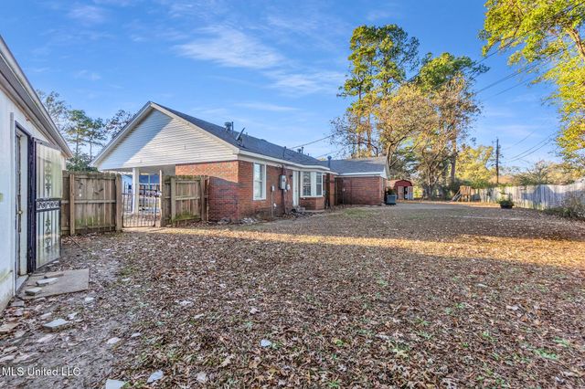 8524 Farmington Cove, Southaven, MS 38671