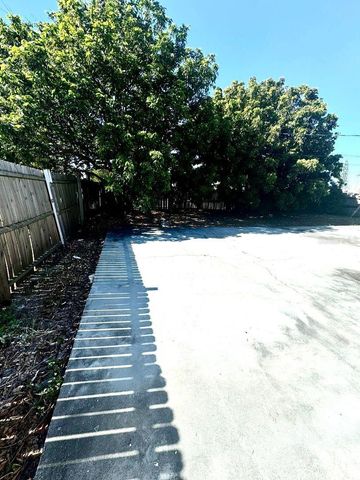 1019 PERT LANE, Holiday, FL 34691