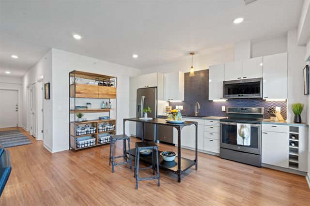 4361 S Congress Ave 435, Austin, TX 78745