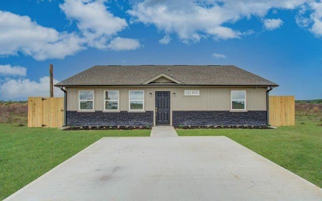 2221 Road 591501, Cleveland, TX 77327