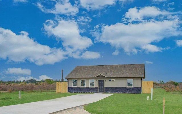 2221 Road 591501, Cleveland, TX 77327