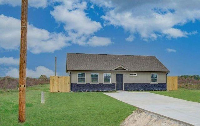 2221 Road 591501, Cleveland, TX 77327