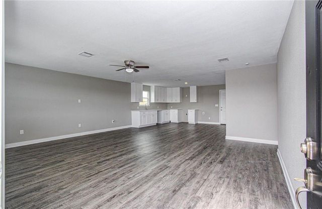 2221 Road 591501, Cleveland, TX 77327