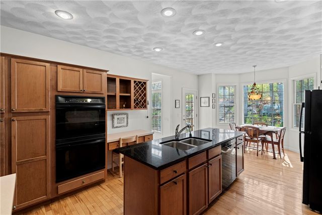 32 Trolley Lane, Westerly, RI 02891