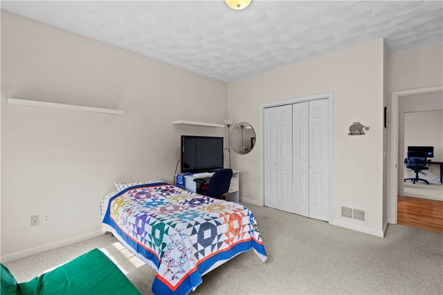 32 Trolley Lane, Westerly, RI 02891