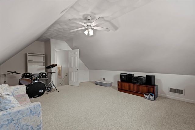 32 Trolley Lane, Westerly, RI 02891