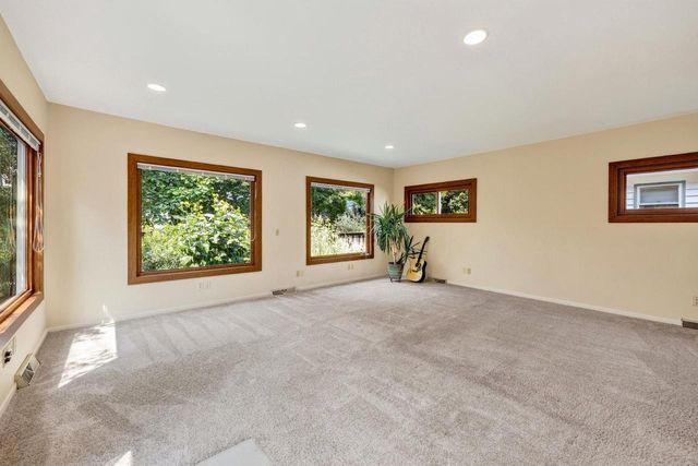 2638 Mason Street, Madison, WI 53705