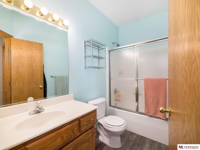 1942 N 151 Plaza, Omaha, NE 68154