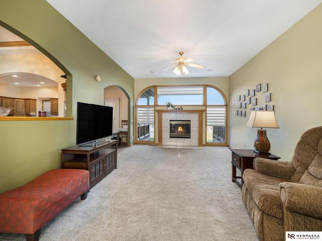 1942 N 151 Plaza, Omaha, NE 68154