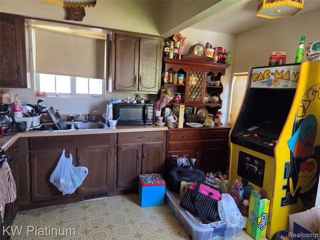 2685 Rialto Court, Fort Gratiot, MI 48059
