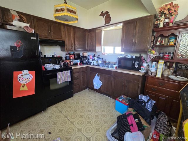 2685 Rialto Court, Fort Gratiot, MI 48059