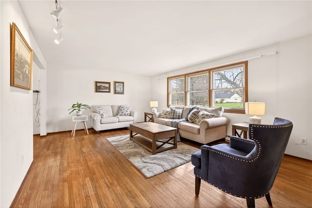 994 Jordan Drive, Macedon, NY 14522