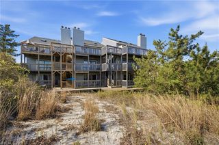 9716 7th Bay St Apt 201, Norfolk, VA 23518