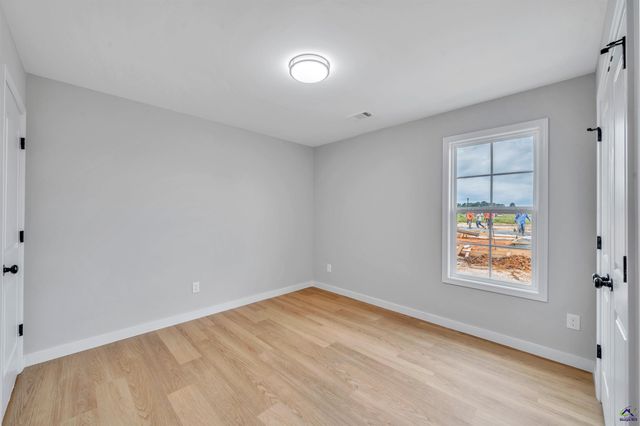 106 Early Drive, Byron, GA 31008