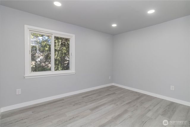 11244 10th Ave S, Seattle, WA 98168