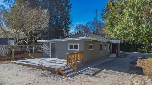 11244 10th Ave S, Seattle, WA 98168