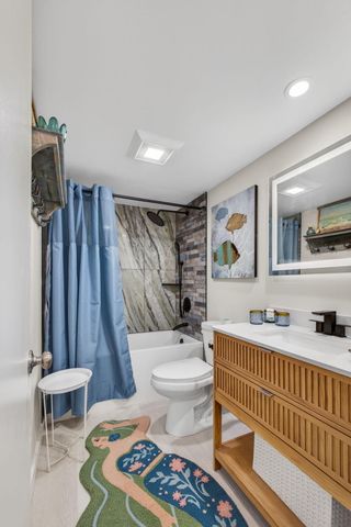 100 Paradise Harbour Boulevard 307, North Palm Beach, FL 33408