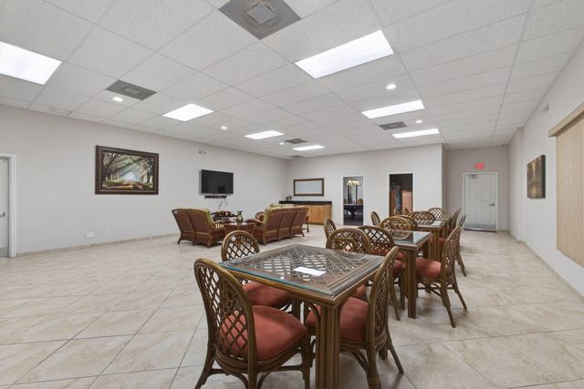 100 Paradise Harbour Boulevard 307, North Palm Beach, FL 33408
