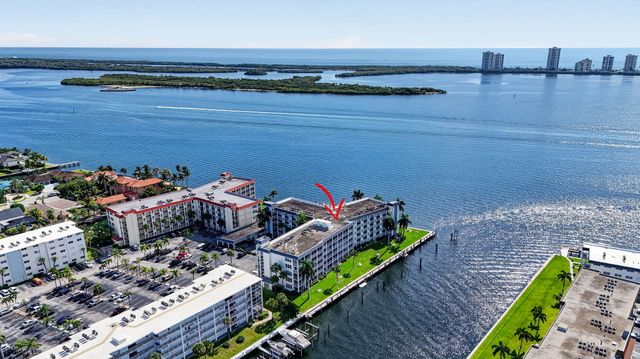 100 Paradise Harbour Boulevard 307, North Palm Beach, FL 33408