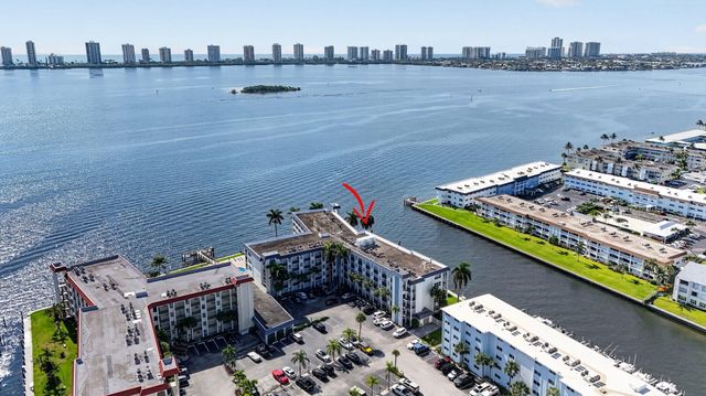 100 Paradise Harbour Boulevard 307, North Palm Beach, FL 33408