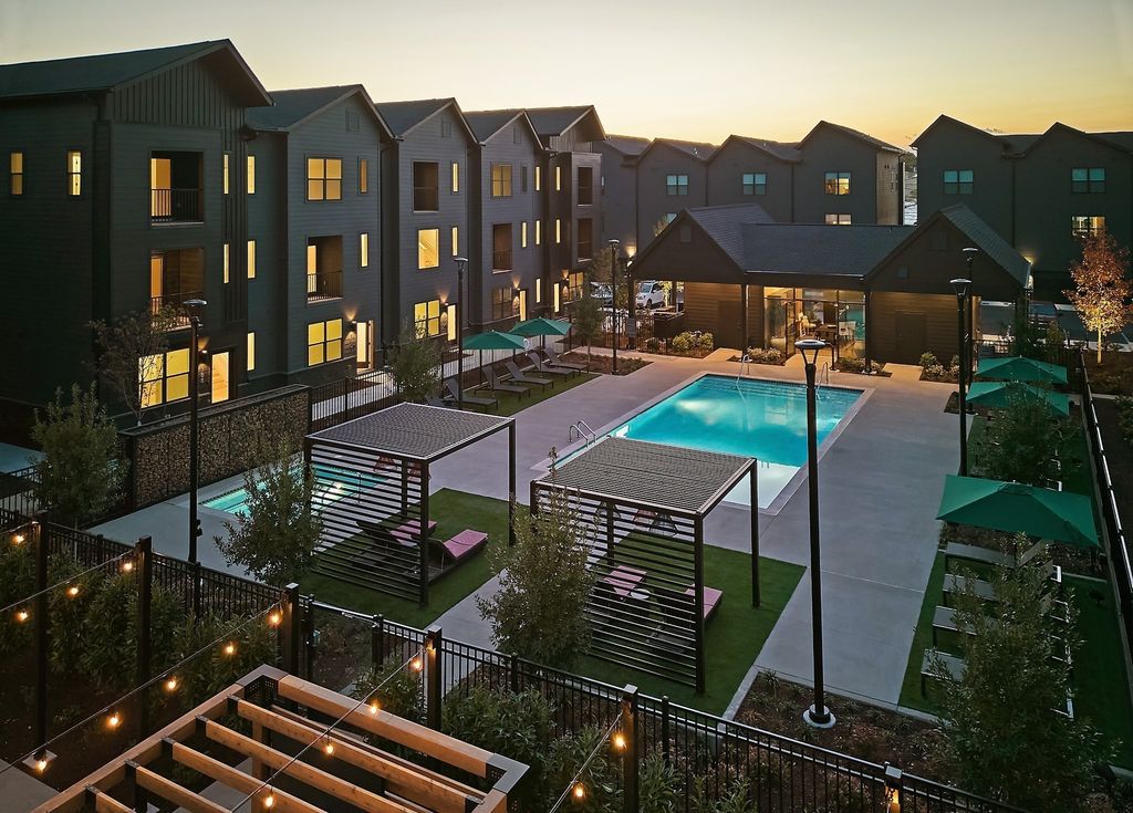 510 Interstate Blvd S Apt 180, Nashville, TN 37210