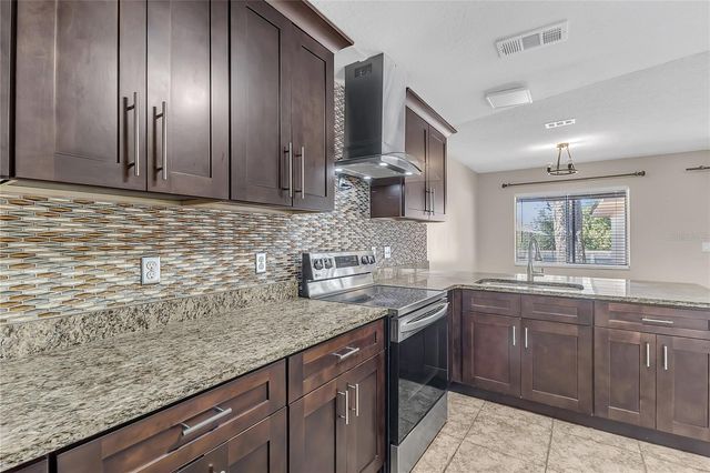 7316 RADIANT CIRCLE, Orlando, FL 32810