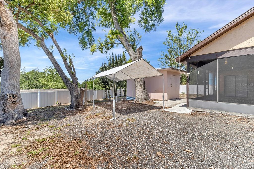 Image 24 of property listing at 7316 RADIANT CIRCLE, Orlando, FL 32810