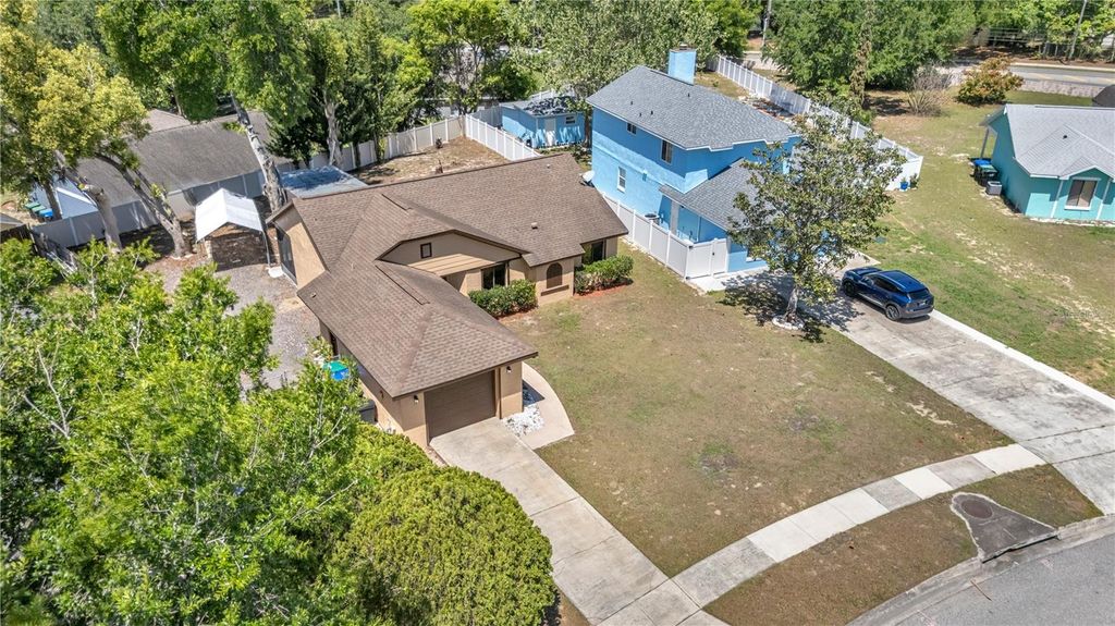 Image 25 of property listing at 7316 RADIANT CIRCLE, Orlando, FL 32810