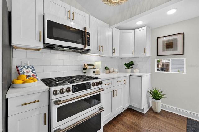 629 6TH AVENUE N, St Petersburg, FL 33701
