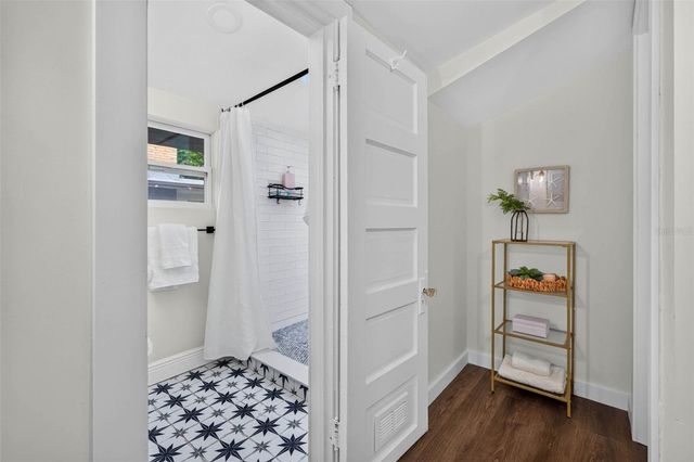 629 6TH AVENUE N, St Petersburg, FL 33701