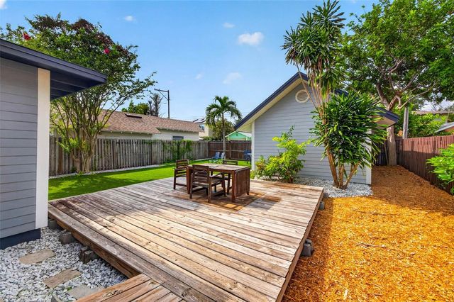629 6TH AVENUE N, St Petersburg, FL 33701