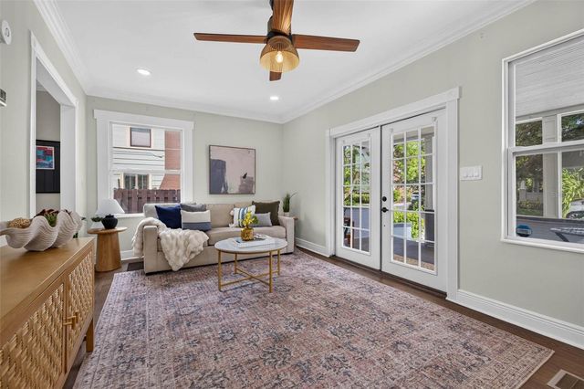 629 6TH AVENUE N, St Petersburg, FL 33701
