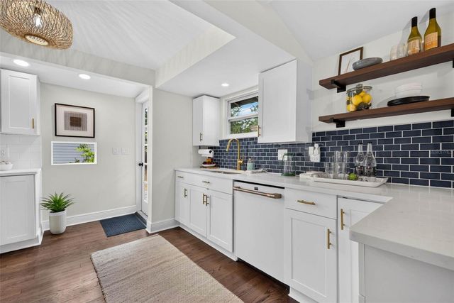 629 6TH AVENUE N, St Petersburg, FL 33701