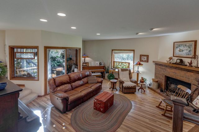 9925 Saint Mathias Road, Brainerd, MN 56401