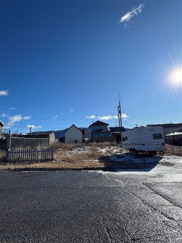 724 Placer Street, Butte, MT 59701