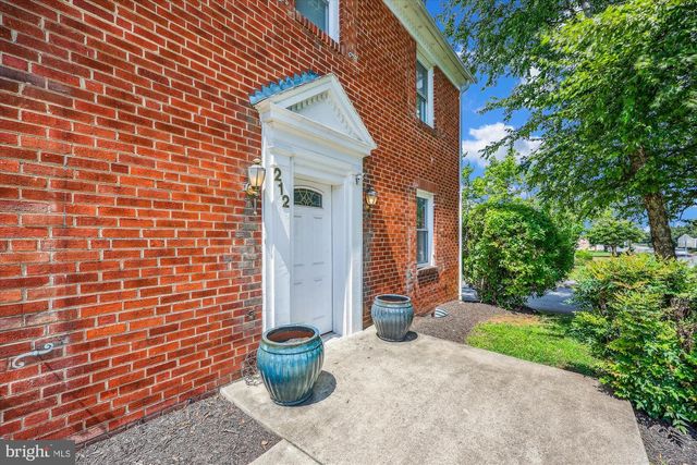 212 FREDERICK AVE S, Gaithersburg, MD 20877