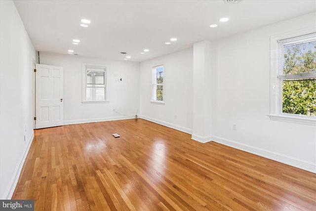 212 FREDERICK AVE S, Gaithersburg, MD 20877