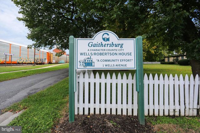 212 FREDERICK AVE S, Gaithersburg, MD 20877