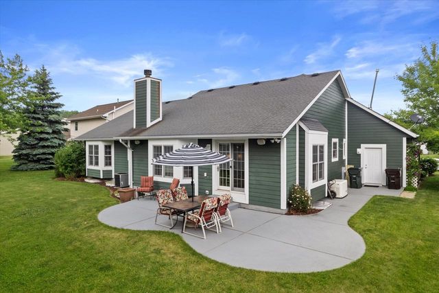 2525 Antoinette TRAIL, Racine, WI 53402