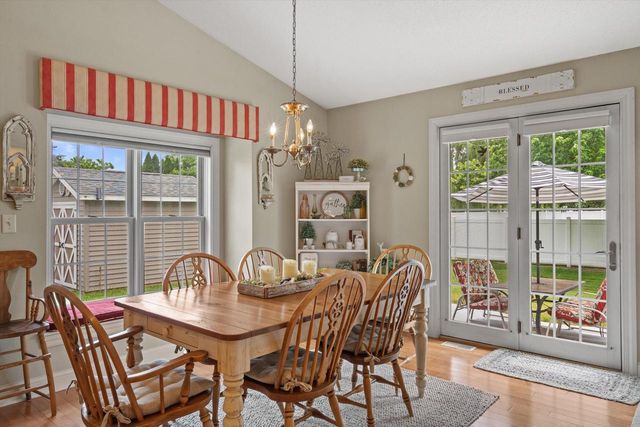 2525 Antoinette TRAIL, Racine, WI 53402