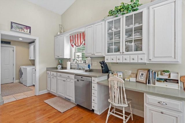 2525 Antoinette TRAIL, Racine, WI 53402