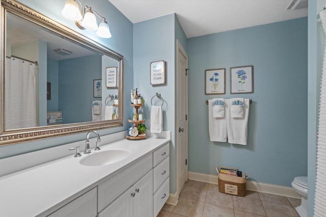2525 Antoinette TRAIL, Racine, WI 53402