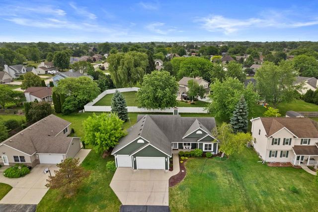 2525 Antoinette TRAIL, Racine, WI 53402