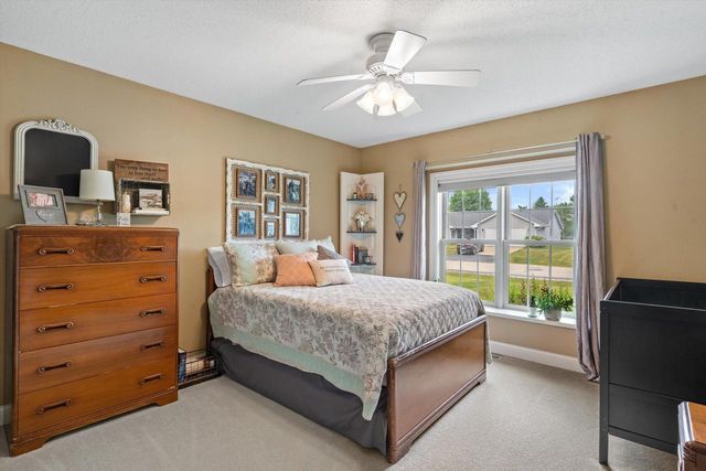 2525 Antoinette TRAIL, Racine, WI 53402