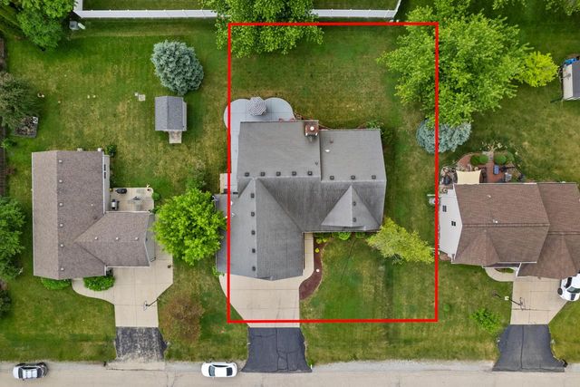 2525 Antoinette TRAIL, Racine, WI 53402